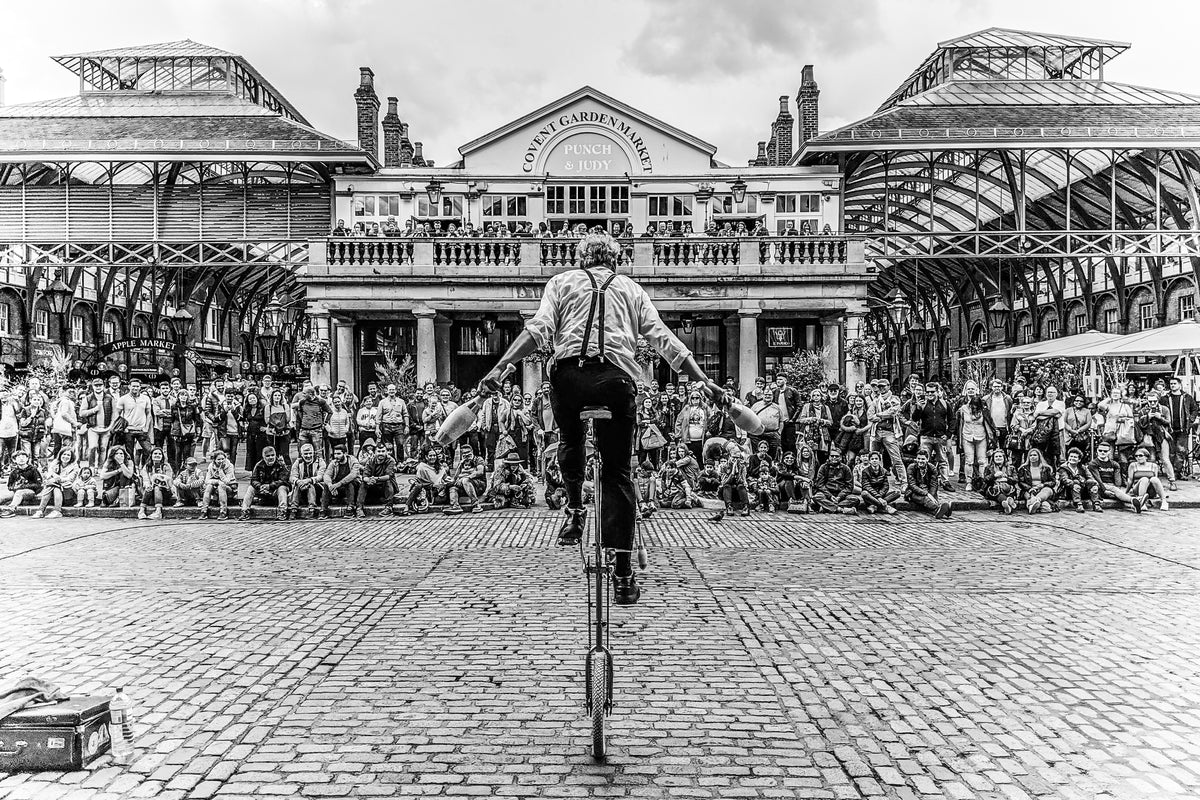 A Performance to Remember – signed fine art photograph by Andrew Scriven